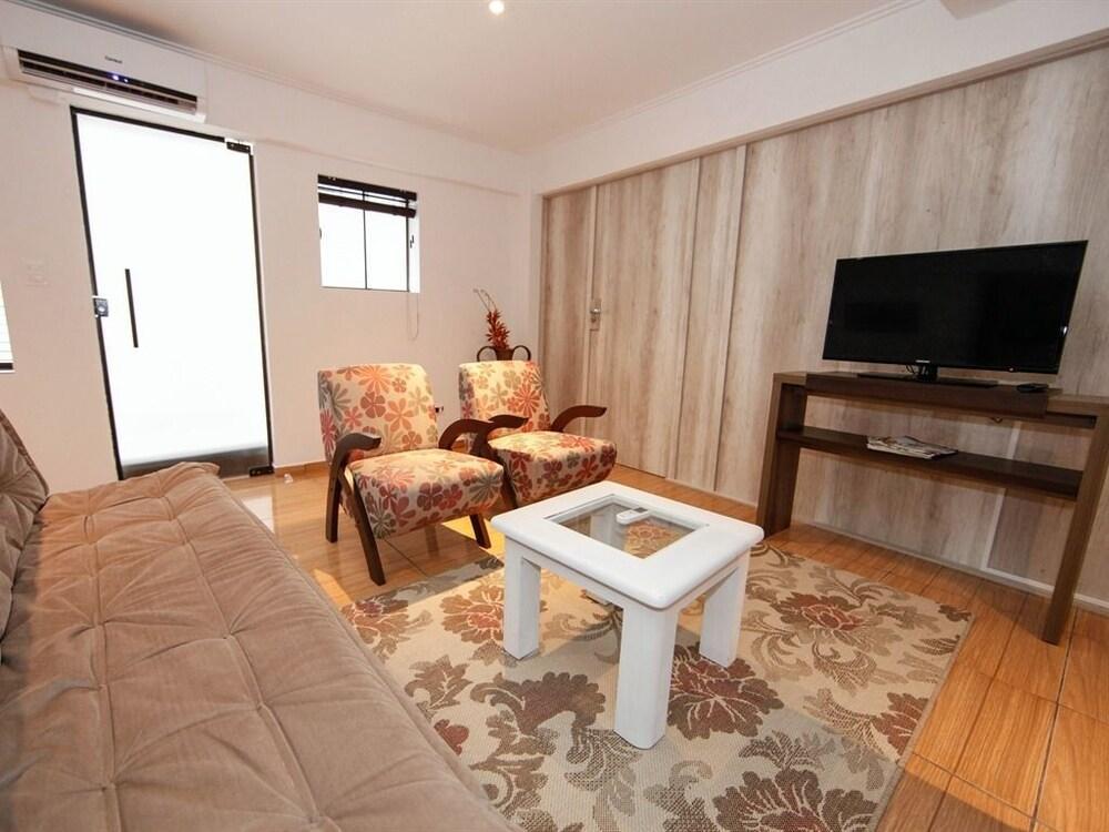 Iguassu Flats Hotel Фос ду Игуасу Екстериор снимка