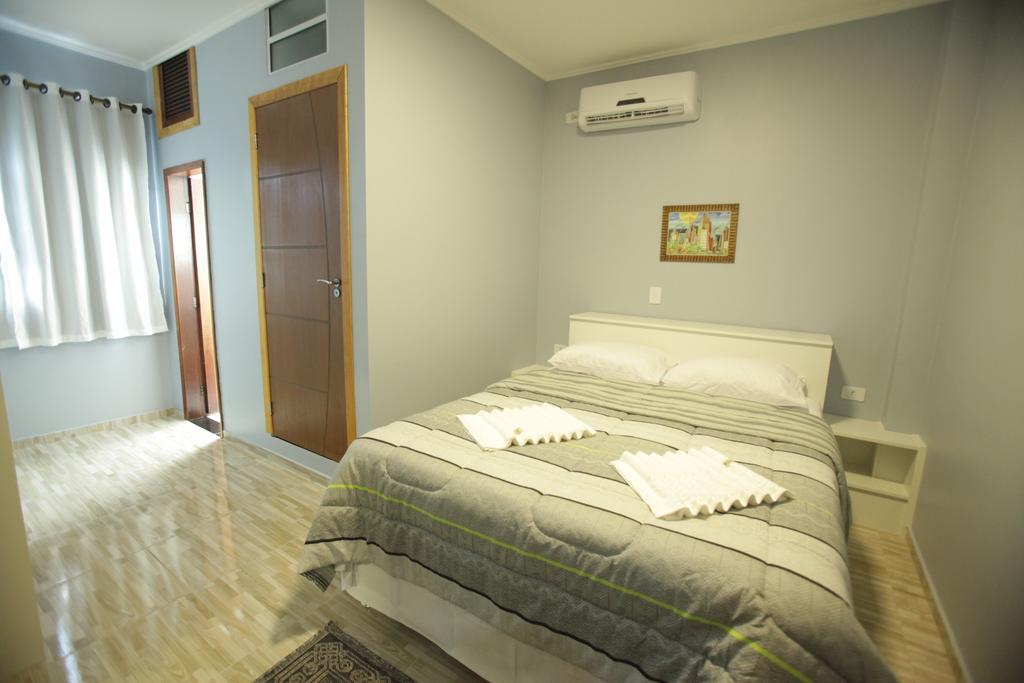 Iguassu Flats Hotel Фос ду Игуасу Екстериор снимка