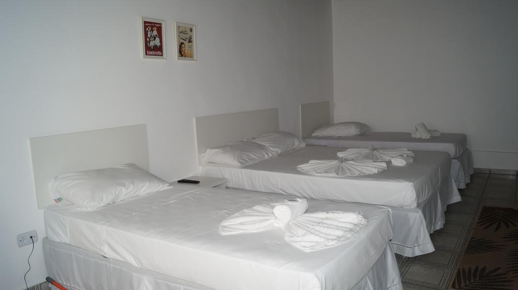 Iguassu Flats Hotel Фос ду Игуасу Екстериор снимка