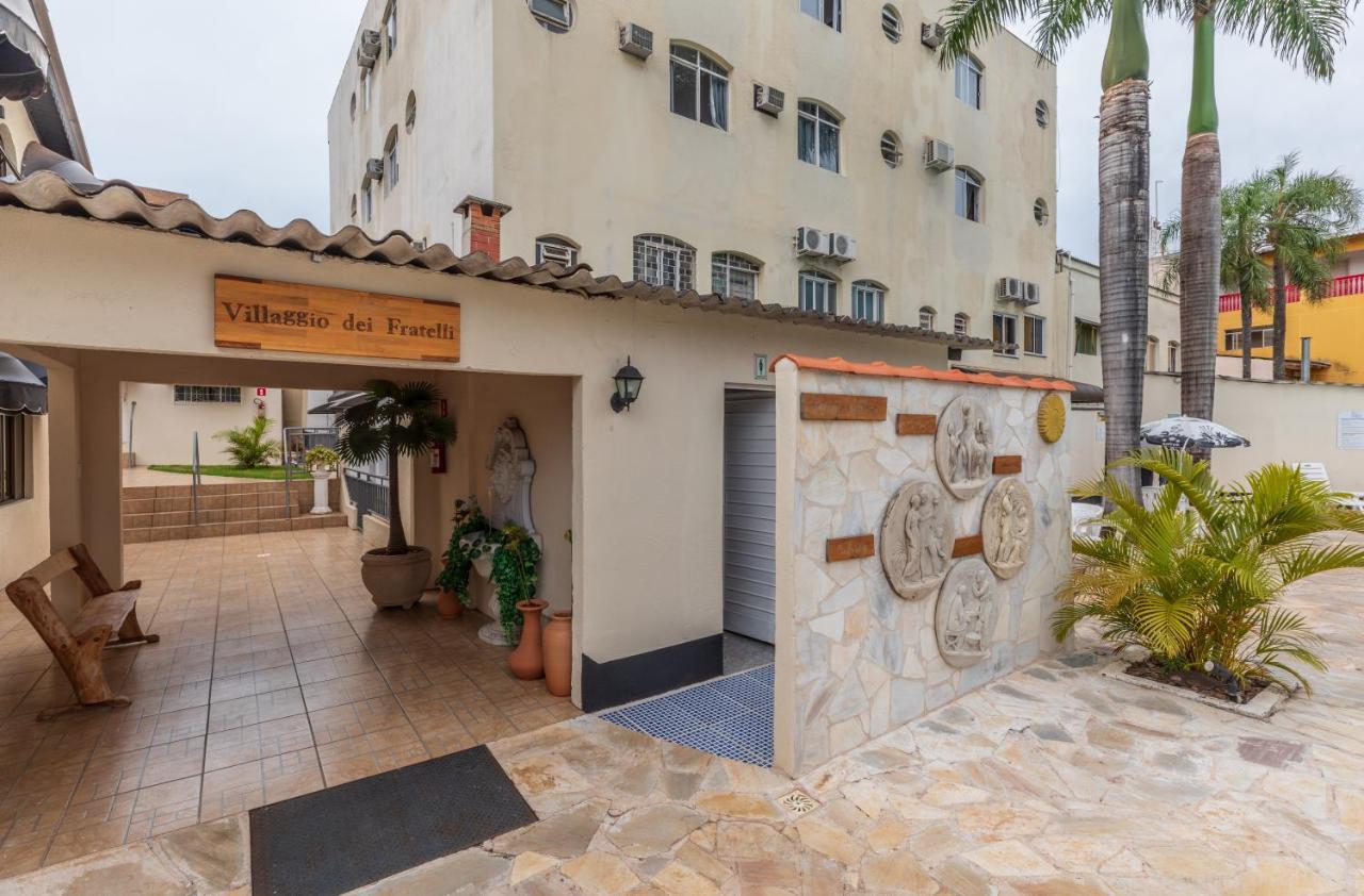 Iguassu Flats Hotel Фос ду Игуасу Екстериор снимка