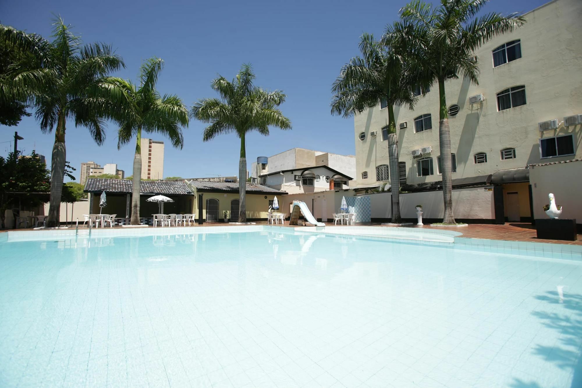 Iguassu Flats Hotel Фос ду Игуасу Екстериор снимка