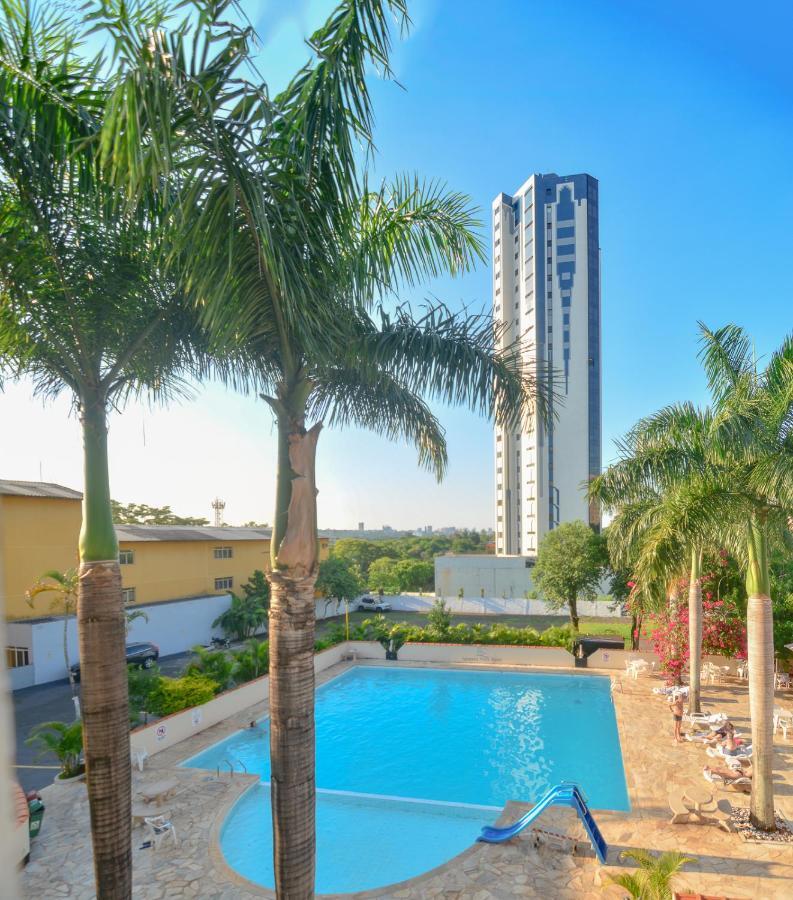 Iguassu Flats Hotel Фос ду Игуасу Екстериор снимка